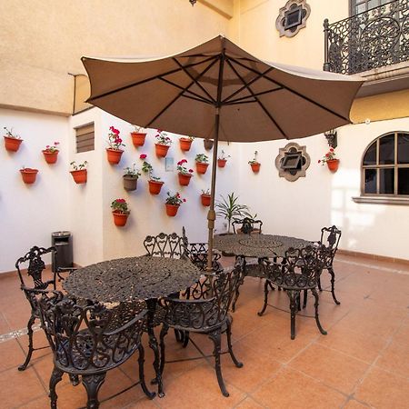 Suites Sevilla Puebla Exterior photo