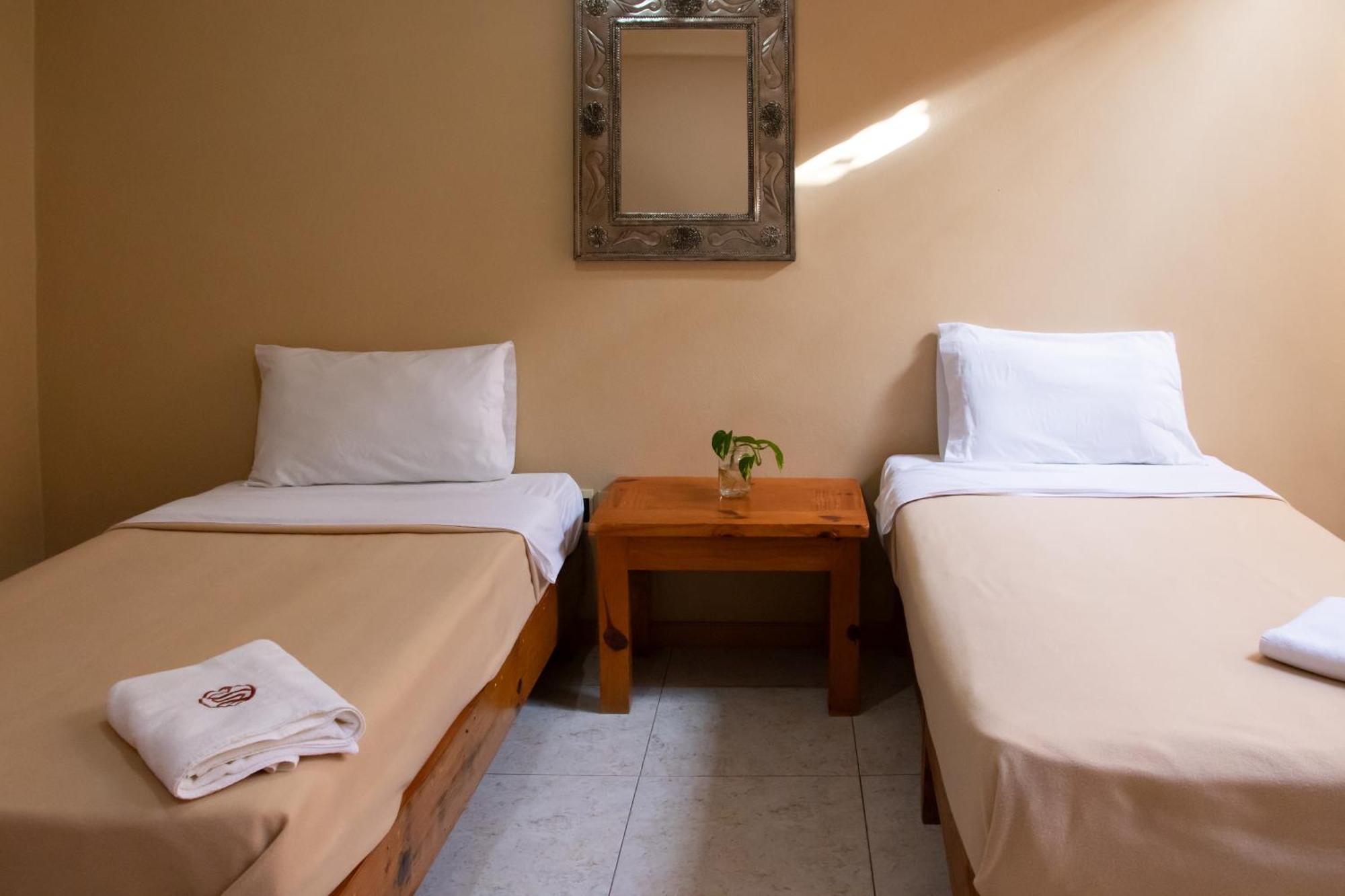 Suites Sevilla Puebla Exterior photo
